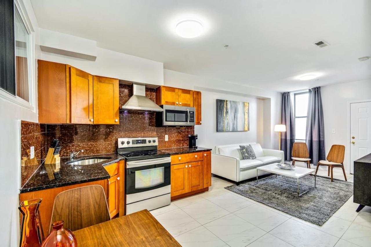 The Vacationer's Place * Philadelphia